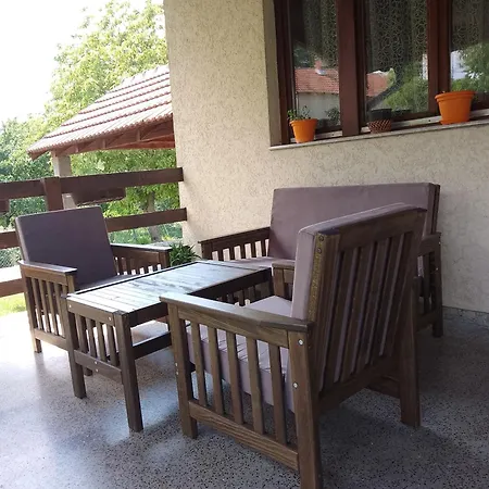 Apartament Galerija Jovanovic Topola